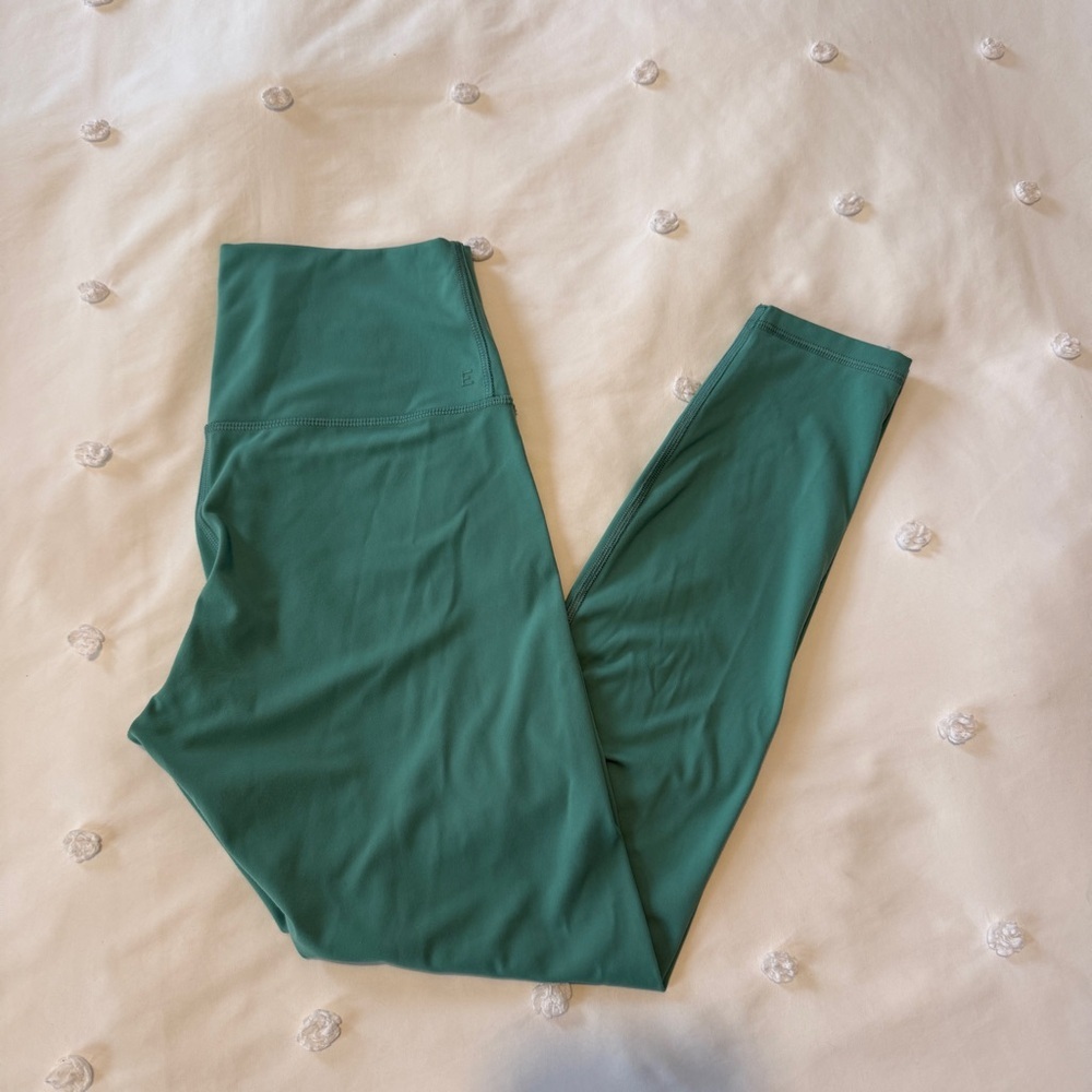 Everlane Perform Ankle Green Leggings